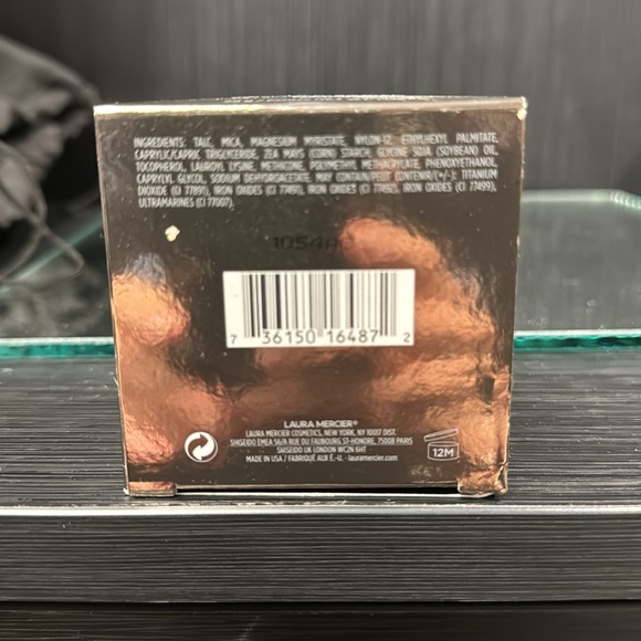 Laura Mercier translucent powder-Glow - Picture 5 of 12